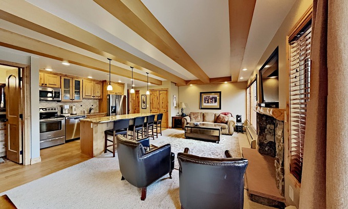 Warrior's Mark Condo | 2-Bedroom 3-Full Bath condo, just a short walk to Main Street