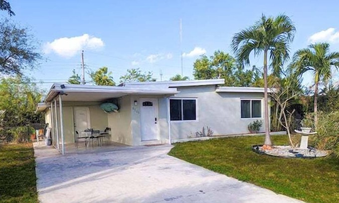 West Park Apartment | 2 Bedroom 685849 by Houzlet