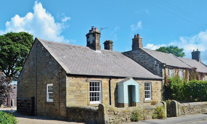Hedley on the Hill Cottage | 2 bedroom accommodation in Hedley on the Hill, near Stocksfield
