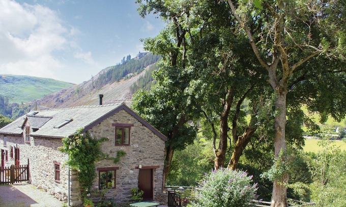Pennant Melangell Cottage | 2 bedroom accommodation in Llangynog, near Welshpool