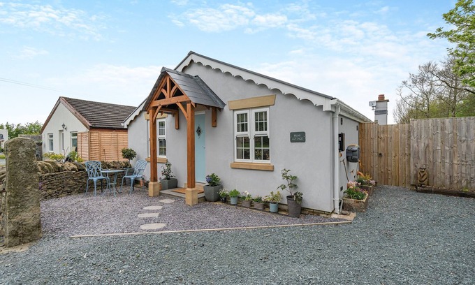 Knott End-on-Sea Cottage | 2 bedroom accommodation in Pilling, near Preston