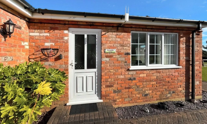 Skegness Cottage | 2 bedroom accommodation in Burgh le Marsh