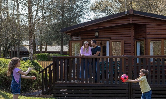 Lydney Cabin | 2 bedroom accommodation in Forest of Dean