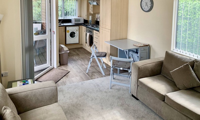 Hopton on Sea Cottage | 2 bedroom accommodation in Hopton-on-Sea, Great Yarmouth