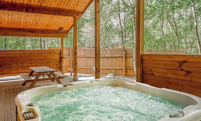 Freehay Ski Chalet | 2 bedroom accommodation in Freehay, Cheadle