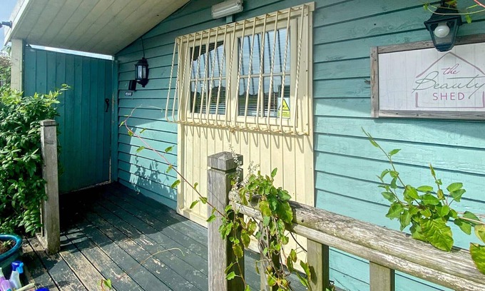 Higher Walton Cottage | 2 bedroom accommodation in Samlesbury, near Preston