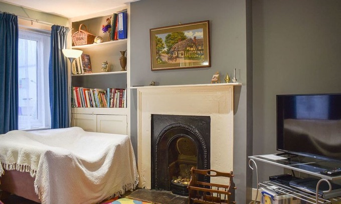 Littlehampton Cabin | 2 bedroom accommodation in Littlehampton