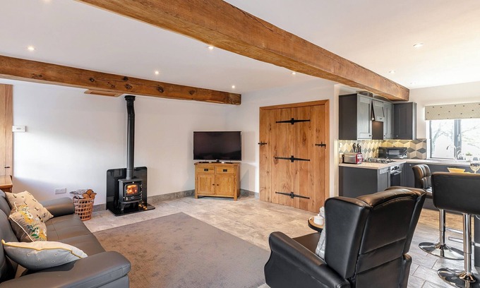 Mellor Cottage | 2 bedroom accommodation in Marple Bridge