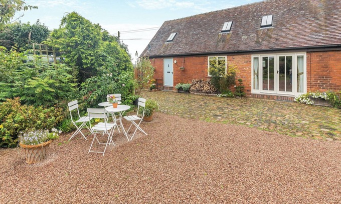 Boraston Cottage | 2 bedroom accommodation in Tenbury Wells