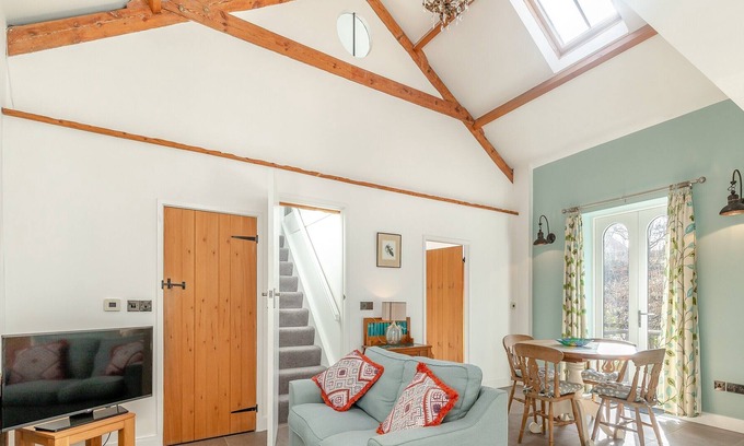 Sutton Cottage | 2 bedroom accommodation in Langley, near Macclesfield