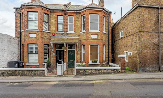 Broadstairs Cottage | 2 bedroom accommodation in Broadstairs