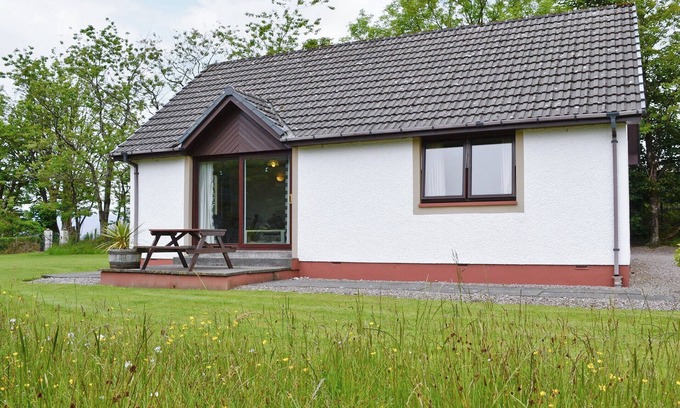Onich Cottage | 2 bedroom accommodation in Onich, near Fort William