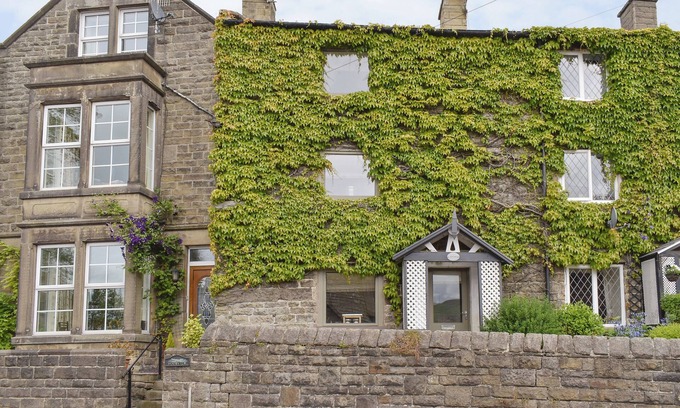 Bamford Cottage | 2 bedroom accommodation in Bamford, near Hope Valley