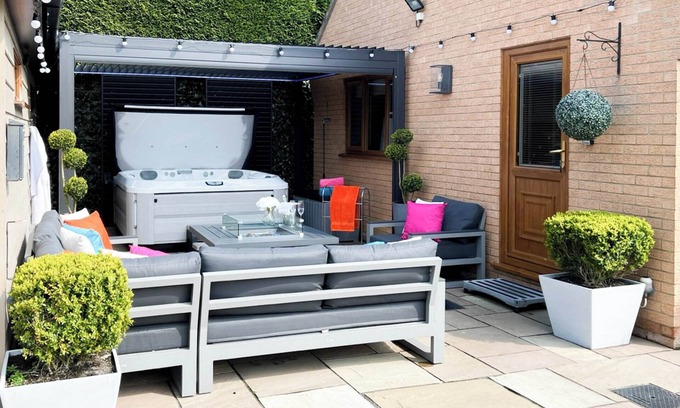 King's Lynn Cottage | 2 bedroom accommodation in Leziate, near Kings Lynn