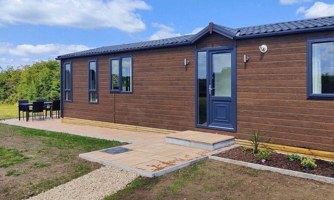 Swadlincote House | 2 bedroom accommodation in Oakthorpe, Swadlincote