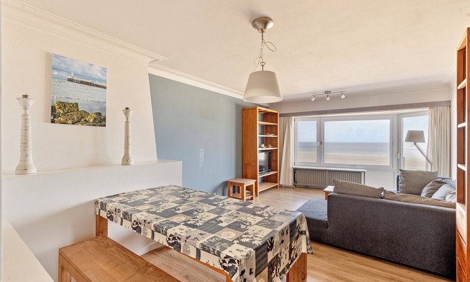 Nieuwpoort-Bad Apartment | 2 bedroom accommodation in Nieuwpoort