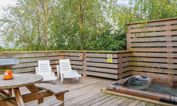 Milverton Ski Chalet | 2 bedroom accommodation in Cannington