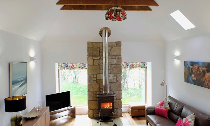 Invergordon Cottage | 2 bedroom accommodation in Kildary, near Tain