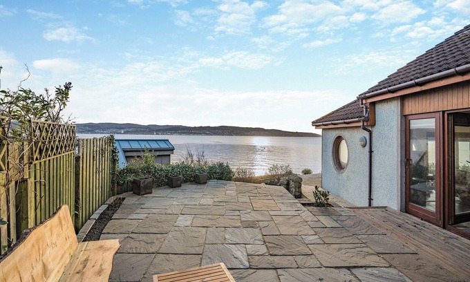 Kilcreggan Cottage | 2 bedroom accommodation in Kilcreggan, near Helensburgh