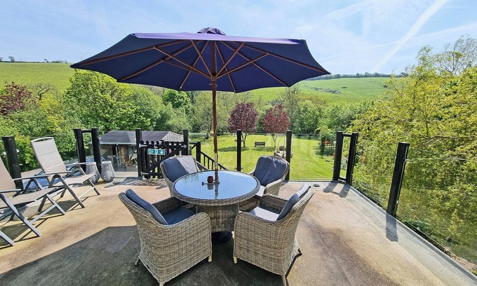 Saint Goran Cottage | 2 bedroom accommodation in Polmassick, near St Austell