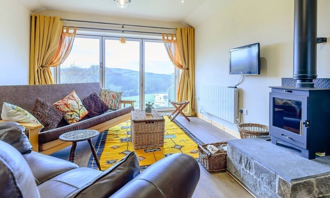 Ammanford Cottage | 2 bedroom accommodation in Tairgwaith