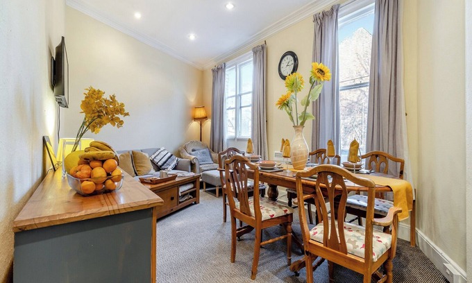 Whitchurch Cottage | 2 bedroom accommodation in Whitchurch