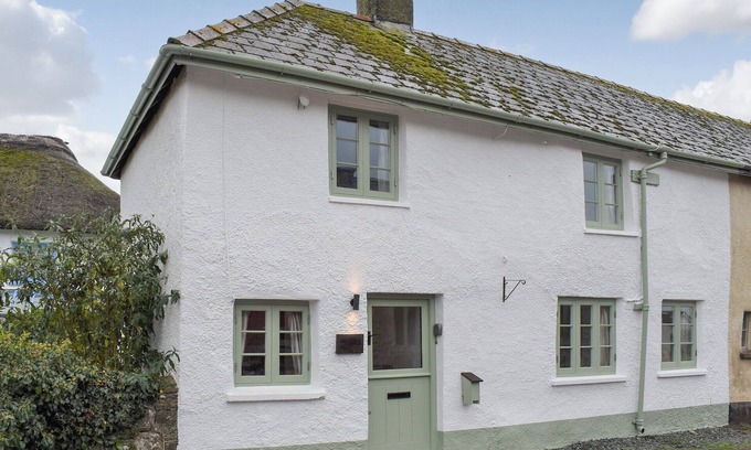 Worlington Cottage | 2 bedroom accommodation in Puddington, near Tiverton