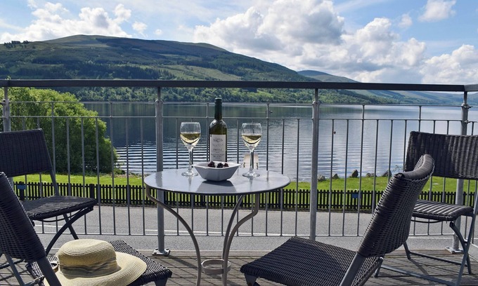 Fearnan Cottage | 2 bedroom accommodation in Fearnan, near Aberfeldy