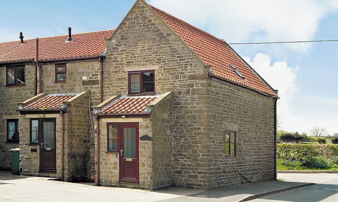 Briggswath Cottage | 2 bedroom accommodation in Ugthorpe, near Whitby