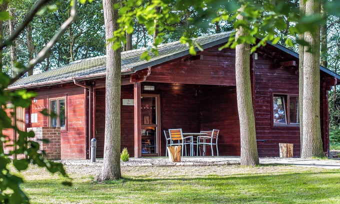 Overton-on-dee Ski Chalet | 2 bedroom accommodation in Ellesmere