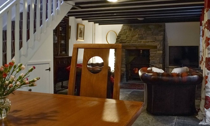 Felinfach Cottage | 2 bedroom accommodation in Cilau Aeron, near Aberaeron