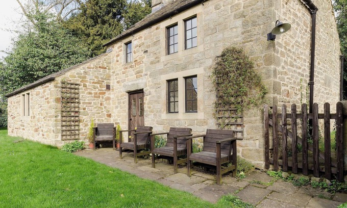 Hathersage Cottage | 2 bedroom accommodation in Hathersage