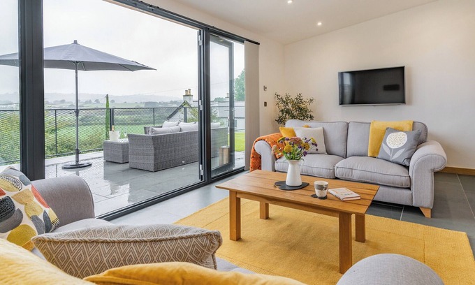 Pentrefelin Cottage | 2 bedroom accommodation in Llandeilo