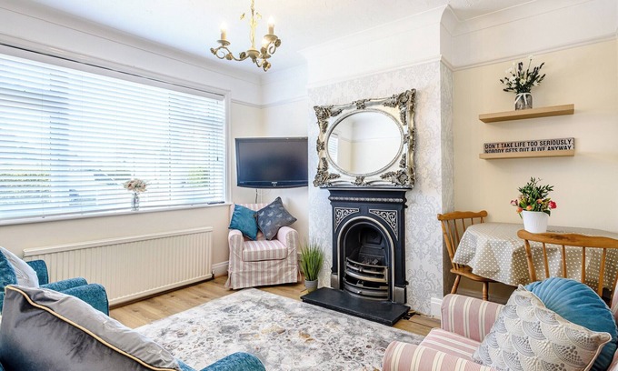 Pakefield Cottage | 2 bedroom accommodation in Pakefield, near Lowestoft