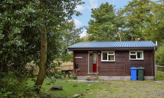 Scaniport Cottage | 2 bedroom accommodation in Kirkhill, near Beauly