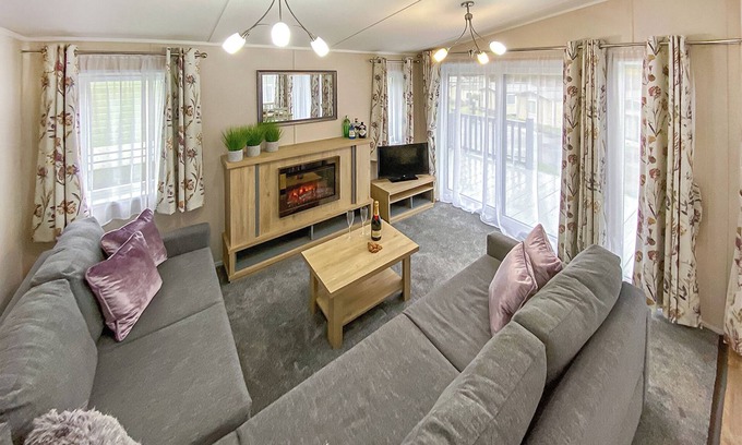 Bethesda Ski Chalet | 2 bedroom accommodation in Snowdonia
