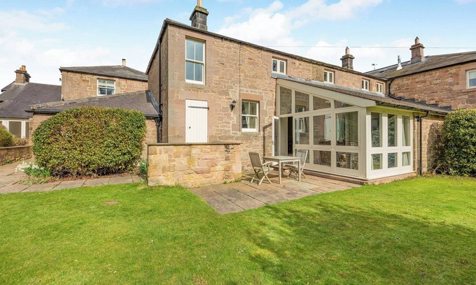 Chathill Cottage | 2 bedroom accommodation in Doxford, near Embleton