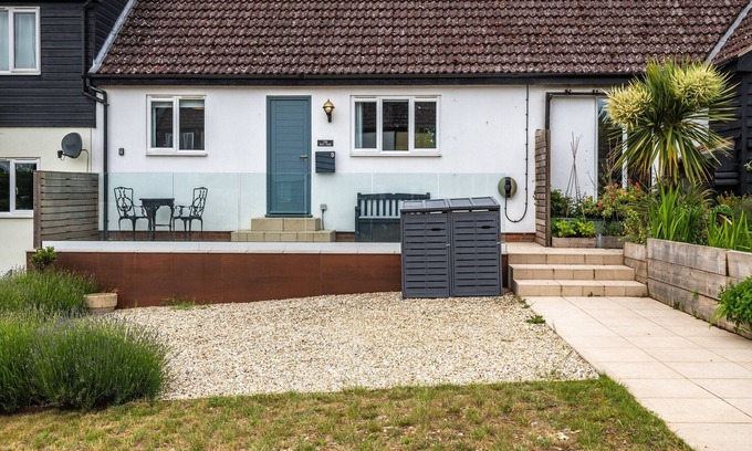 South Creake Cottage | 2 bedroom accommodation in South Creake, near Fakenham