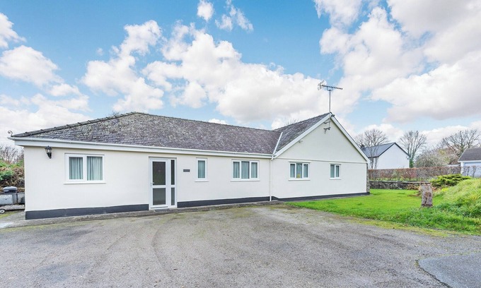 Oakford Cottage | 2 bedroom accommodation in Oakford, near Llanarth