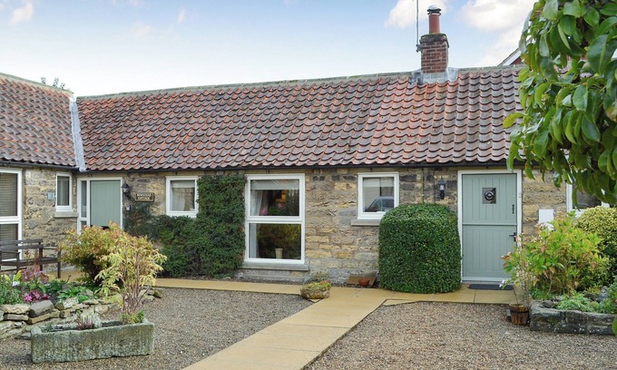 Thornton Dale Cottage | 2 bedroom accommodation in Thornton-le-Dale, near Pickering