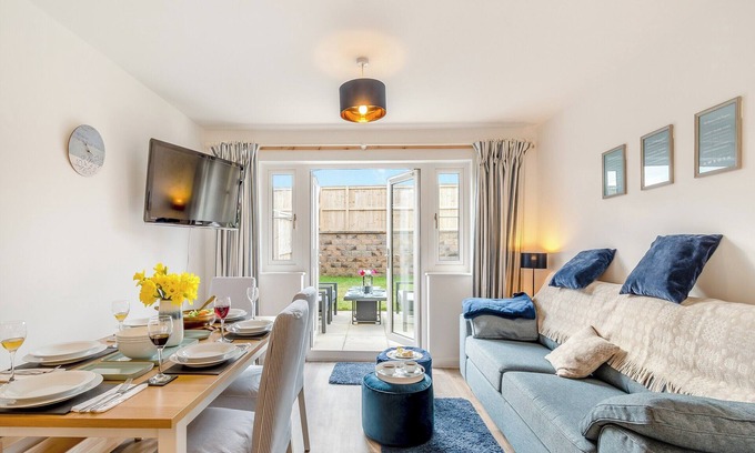 Sageston Cottage | 2 bedroom accommodation in Sageston