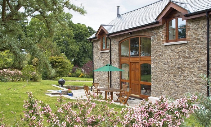 Westleigh Cottage | 2 bedroom accommodation in Webbery, near Bideford