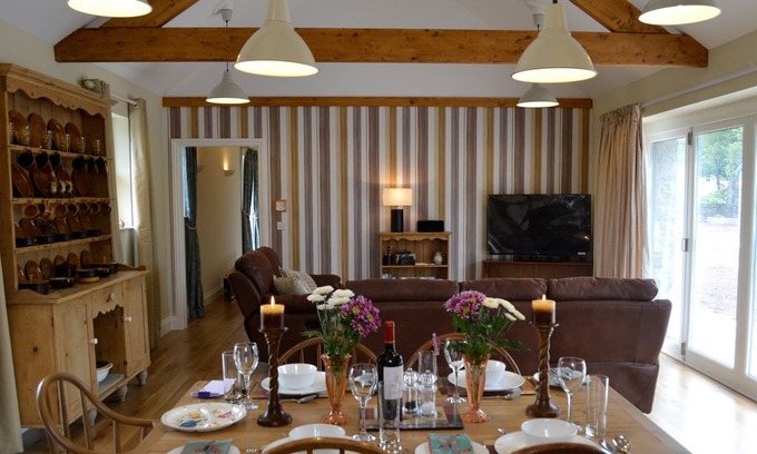 Kidwelly House | 2 bedroom accommodation in Kidwelly