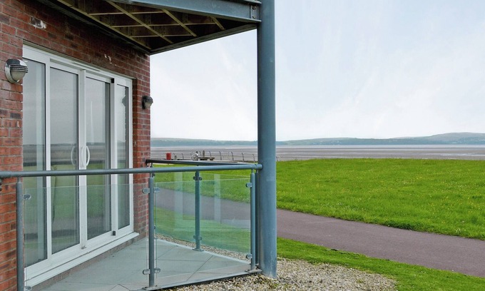 Llanelli Cottage | 2 bedroom accommodation in Llanelli