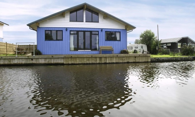 Irstead Cottage | 2 bedroom accommodation in Martham
