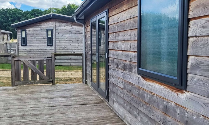 Newbury Ski Chalet | 2 bedroom accommodation in Newbury