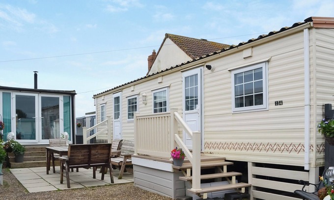 Mappleton Cottage | 2 bedroom accommodation in Skipsea