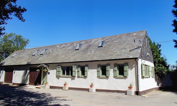 Sedlescombe Cottage | 2 bedroom accommodation in Westfield, near Battle