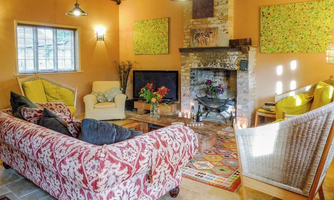 Leicester Cottage | 2 bedroom accommodation in Beeby