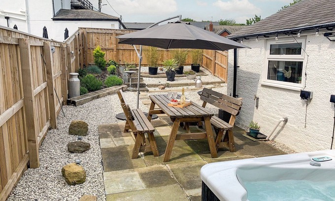 High Shincliffe Cottage | 2 bedroom accommodation in High Shincliffe, near Durham